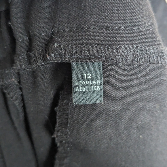 Cropped Straight-Leg High-Rise Pants - Picture 4 of 4